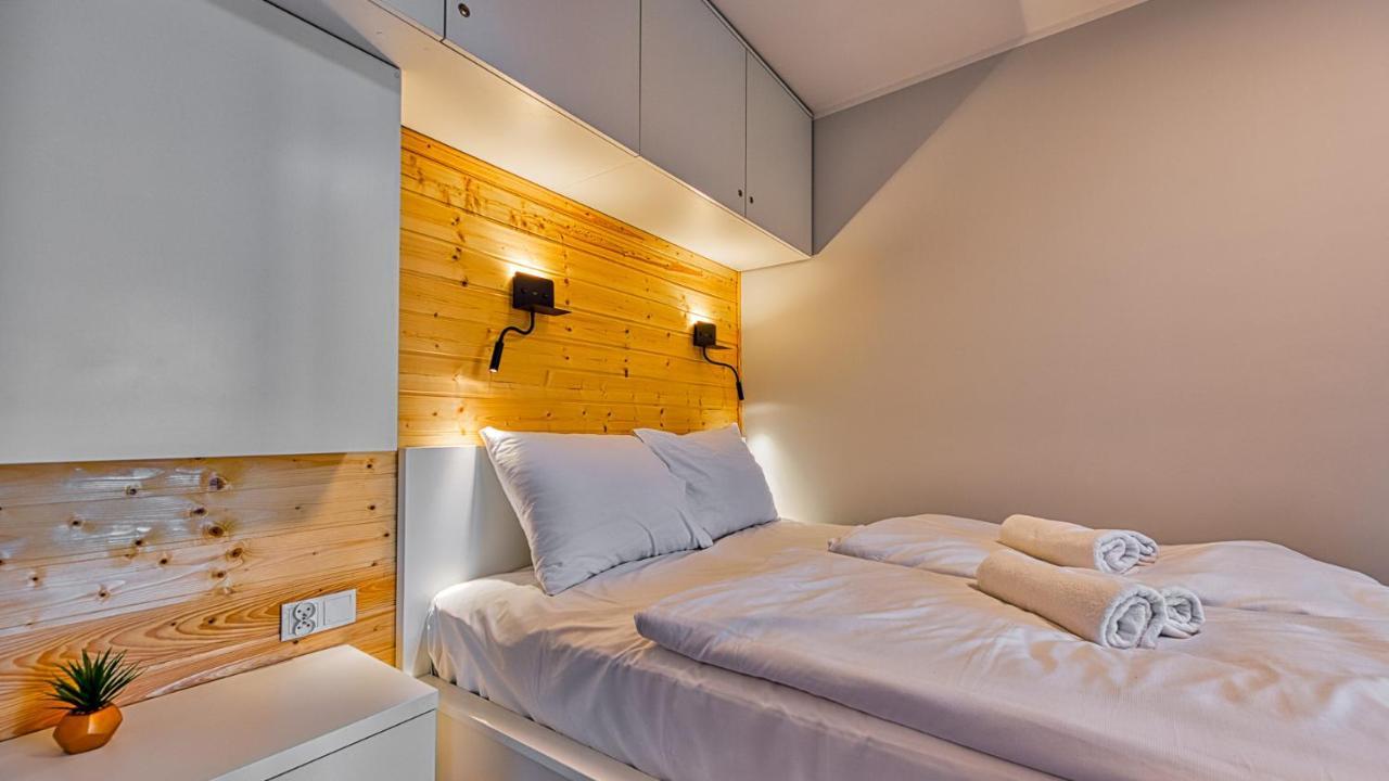 Apartament Pod Stogiem Izerskim - 5D Apartamenty Swieradow-Zdroj Ngoại thất bức ảnh