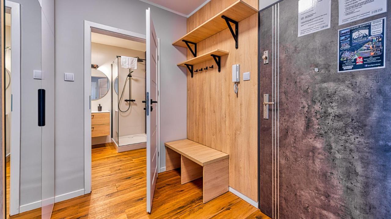 Apartament Pod Stogiem Izerskim - 5D Apartamenty Swieradow-Zdroj Ngoại thất bức ảnh